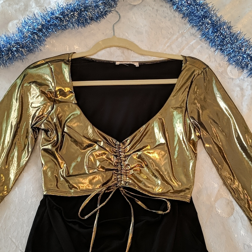 Bodysuit gold and black great condition